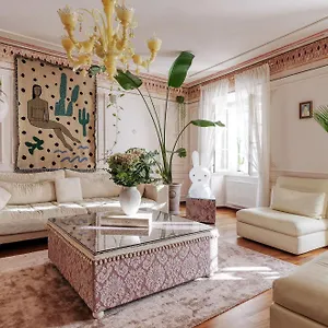 https://mondo-diverso.hotels-in-ljubljana.com