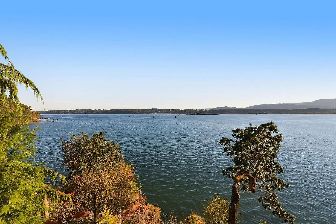 Holiday home Salishan Chief Suite Cowichan Bay