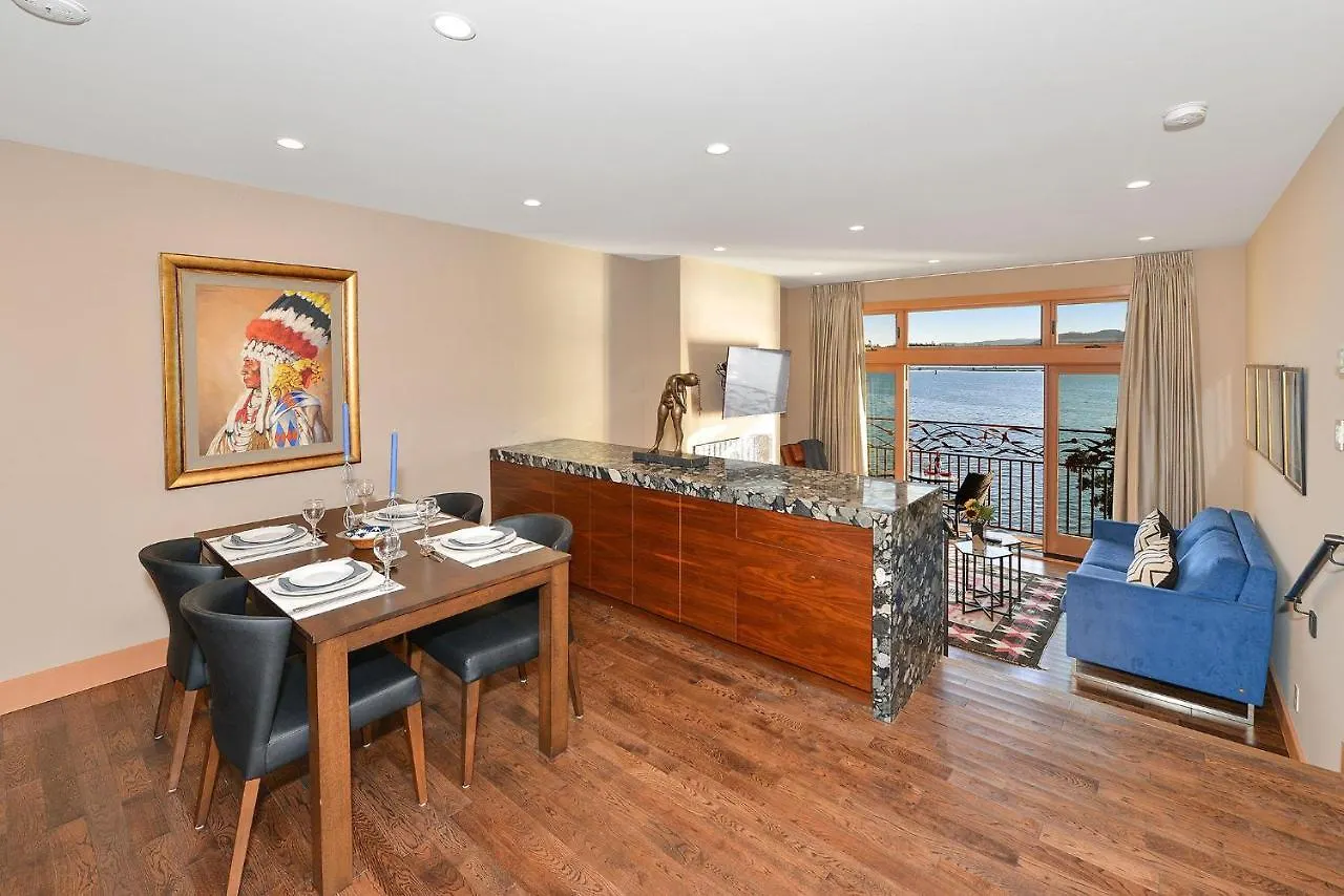 Salishan Chief Suite Cowichan Bay 0*,