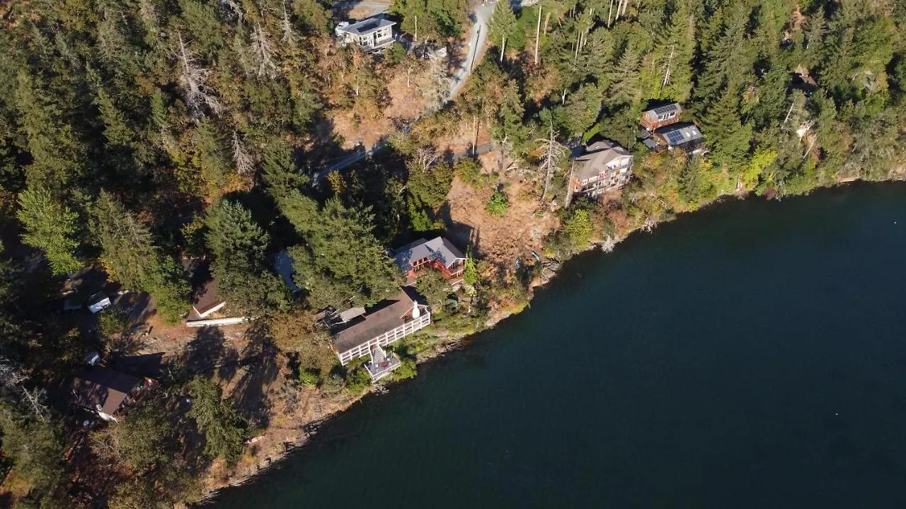 Salishan Chief Suite Cowichan Bay Holiday home